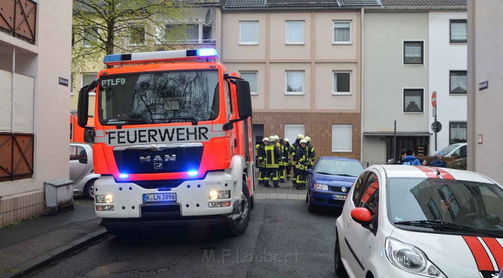 Feuer2Y Koeln Muelheim Windmuehlenstr P127.JPG